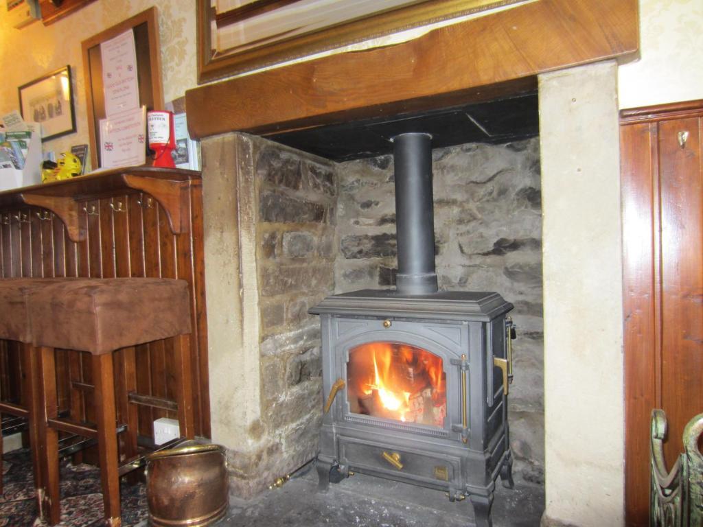 Bolton Arms Hotel Redmire Екстериор снимка